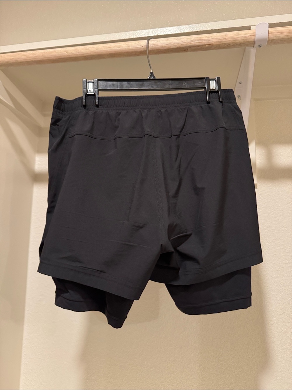 2-Pack ALO Yoga Men's Black Athletic Shorts | Size M - Picture 3 of 12